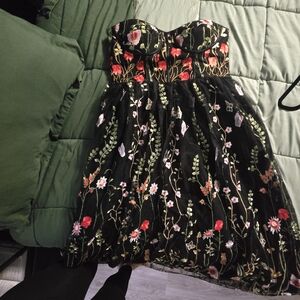 Black Floral Embroidered Strapless Girls' Dress